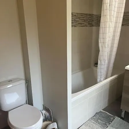 House: Center Of Hotel